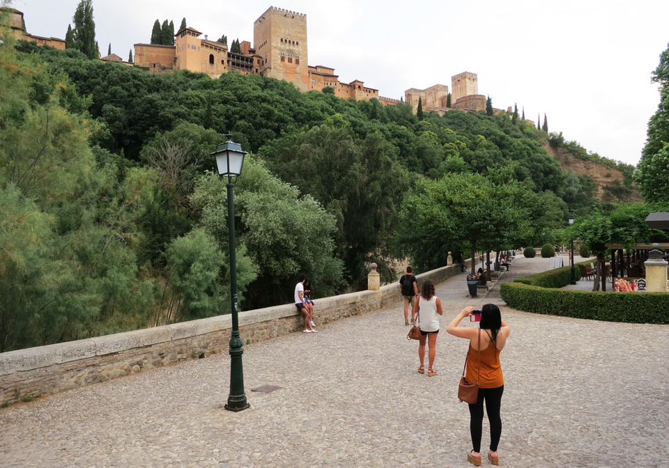 Альгамбра. Гранада, Испания. От безумия до величия: можно ли увидеть Испанию за 10 дней. Изображение 54