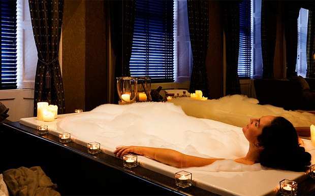 Шотландский отель предлагает отдых в стиле фильма «50 оттенков серого». Изображение 1