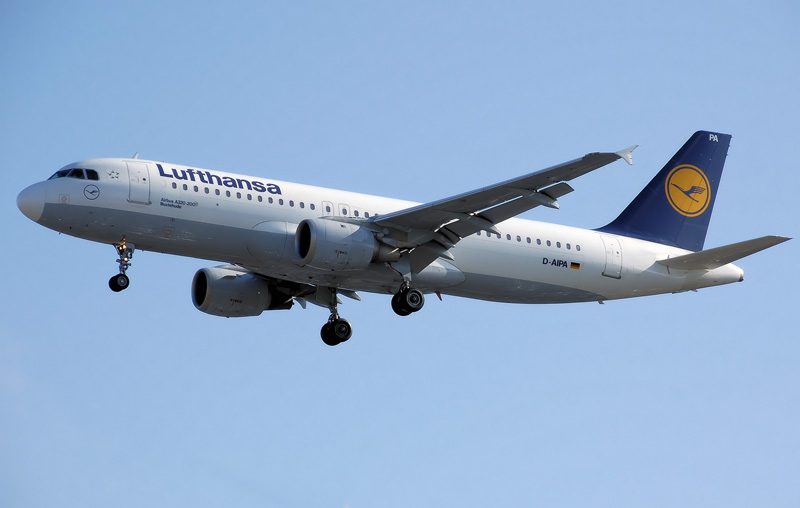 Lufthansa. Из-за забастовки пилотов Lufthansa отменено 12 рейсов между Москвой и Германией. Изображение 1