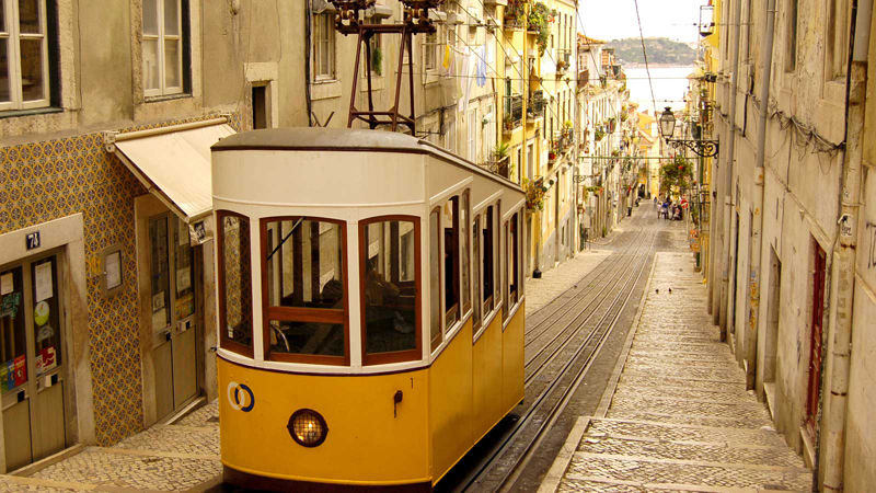 С 2015 года туристы будут платить 1 евро за въезд в Лиссабон. Изображение 1