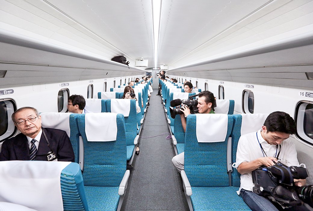 В Японии протестировали самый быстрый поезд в мире (фото). Изображение 1.2