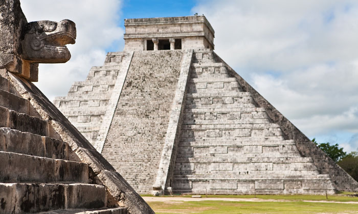 Пирамида Кукулькана в городе Чичен-Ица в Мексике. Ученые обнаружили озеро под древней пирамидой майя в Мексике. Изображение 1