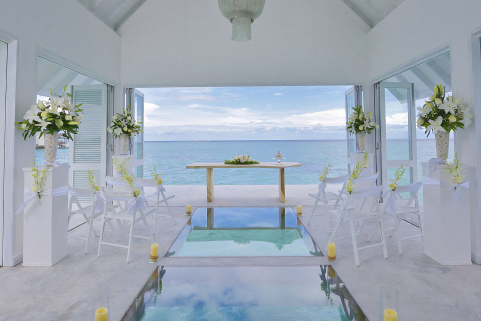 Свадьба на Мальдивах фото. На Мальдивах открылась «часовня на воде» для свадебных церемоний. Изображение 1.7