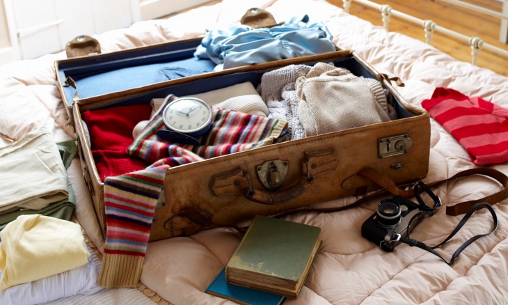 Собирать чемодан в путешествие, винтажный багаж. На Турцию и Египет приходится более половины турпотока из России. Изображение 1