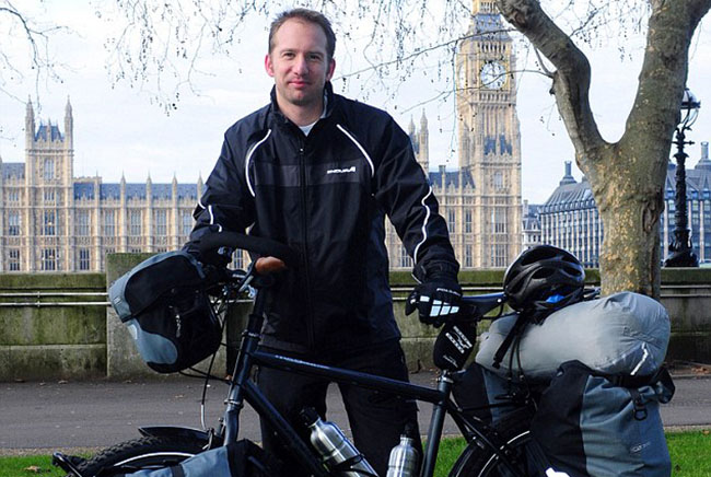 Британский врач объехал на велосипеде за шесть лет 73 страны. Изображение 1.2