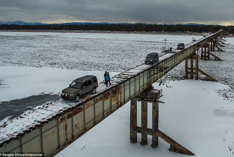 Куандинский мост в Забайкалье. Фото дня: как выглядит самый опасный в мире мост. Изображение 1.7